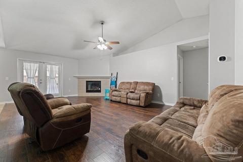 5848 Chi Chi Cir, Milton, FL 32570 photo 6