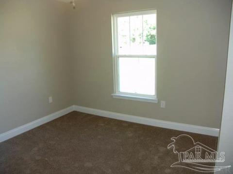 6847 Thunder Ln, Milton, FL 32570 photo 8