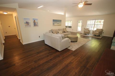 4930 Chads Cir, Pace, FL 32571 photo 7