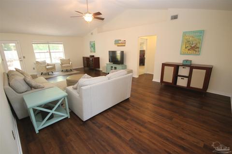 4930 Chads Cir, Pace, FL 32571 photo 8