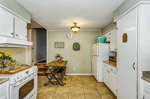 6613 Cedar St, Milton, FL 32570 photo 8