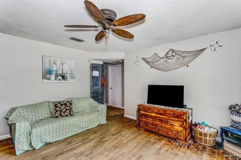 6613 Cedar St, Milton, FL 32570 photo 2