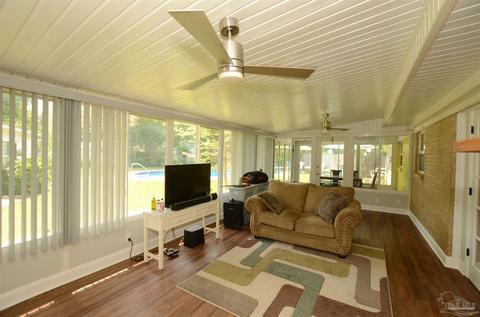6451 Barnes St, Milton, FL 32570 photo 14