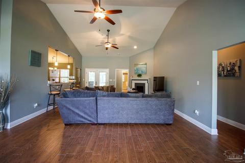 792 Jacobs Way, Cantonment, FL 32533 photo 4
