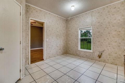 5137 Red Barn Rd, Milton, FL 32583 photo 11