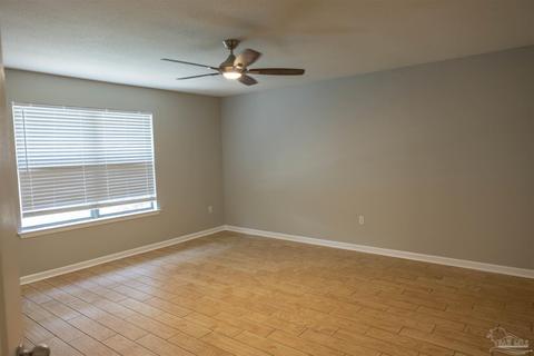 6538 Fall St, Milton, FL 32570 photo 11