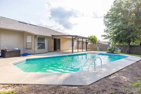 6538 Fall St, Milton, FL 32570 photo 2