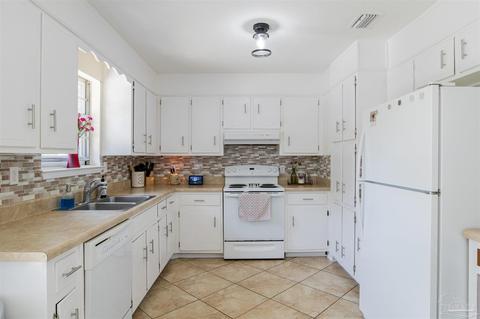 4721 Ridgewood Dr, Pace, FL 32571 photo 8
