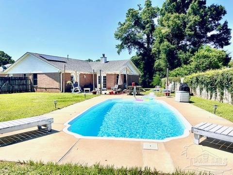 4400 Summerfield Ct, Pace, FL 32571 photo 2