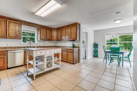 6740 Meadow Ln, Mcdavid, FL 32568 photo 13