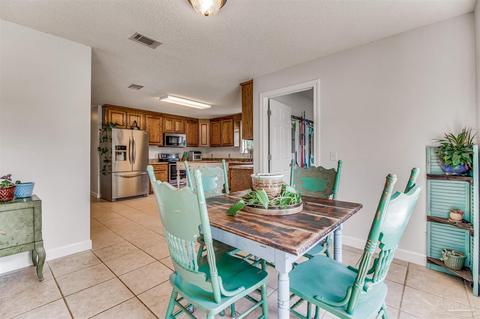 6740 Meadow Ln, Mcdavid, FL 32568 photo 18