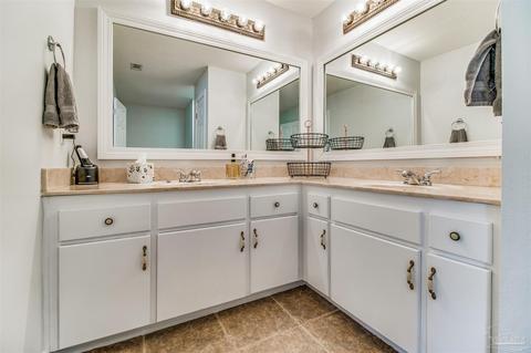 6740 Meadow Ln, Mcdavid, FL 32568 photo 24