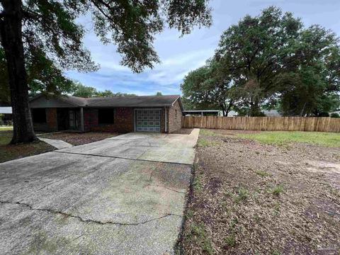 5132 Oakleaf Dr, Pace, FL 32571 photo 1
