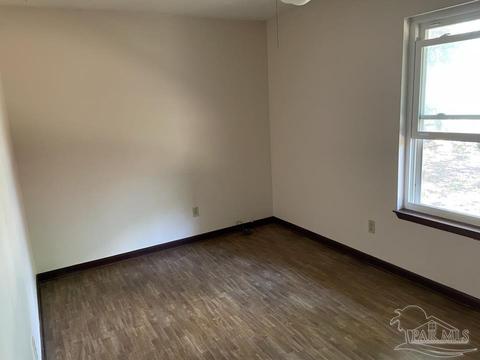 348 Juniper Rd, Freeport, FL 32439 photo 8