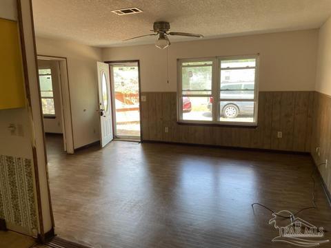 348 Juniper Rd, Freeport, FL 32439 photo 3