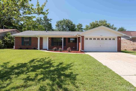 5685 Dove Dr, Pace, FL 32571 photo 1
