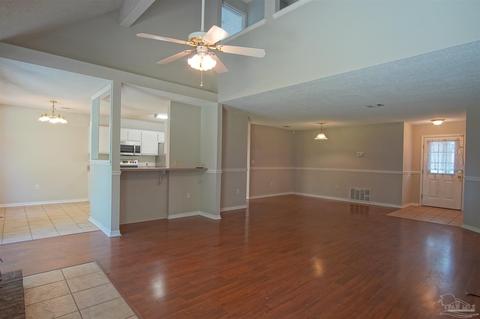 508 Risen Star Dr, Crestview, FL 32539 photo 3