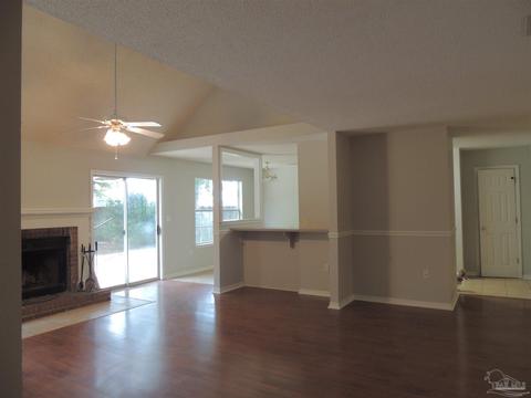 508 Risen Star Dr, Crestview, FL 32539 photo 4