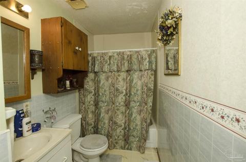 5886 Cedar Tree Dr, Milton, FL 32570 photo 8