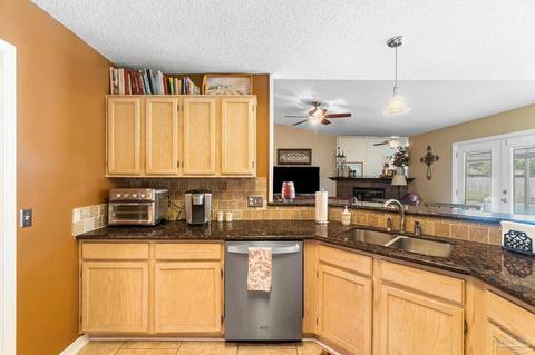 4605 Timberland Dr, Pace, FL 32571 photo 9