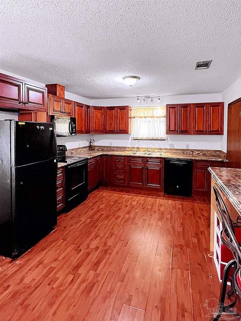 6541 Kennington Cir, Milton, FL 32570 photo 3