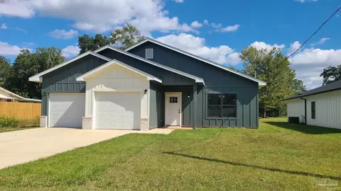 9428 Darlene Cir, Pensacola, FL 32526