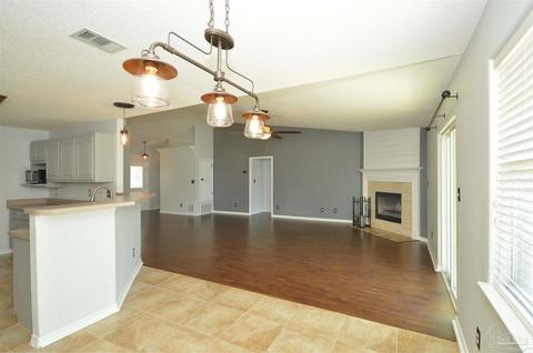 4699 Autumndale Dr, Pace, FL 32571 photo 5