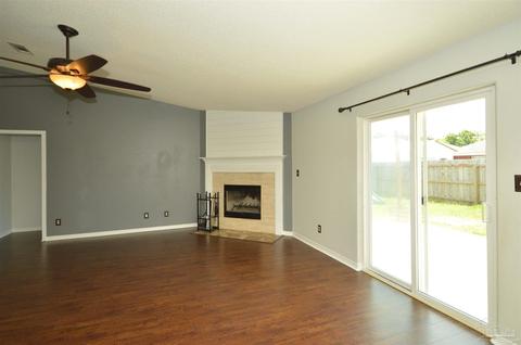 4699 Autumndale Dr, Pace, FL 32571 photo 10