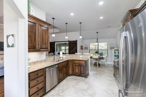 6400 Benelli Dr, Milton, FL 32570 photo 13