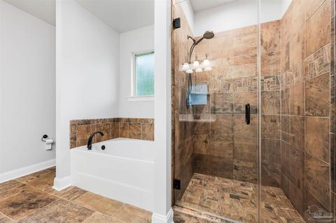 2125 Eagles Ridge Cv, Cantonment, FL 32533 photo 13