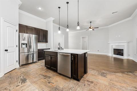 2125 Eagles Ridge Cv, Cantonment, FL 32533 photo 8