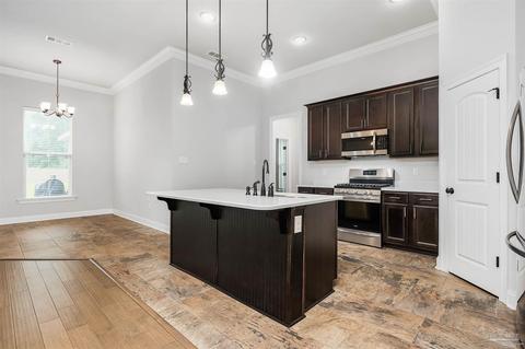 2125 Eagles Ridge Cv, Cantonment, FL 32533 photo 6