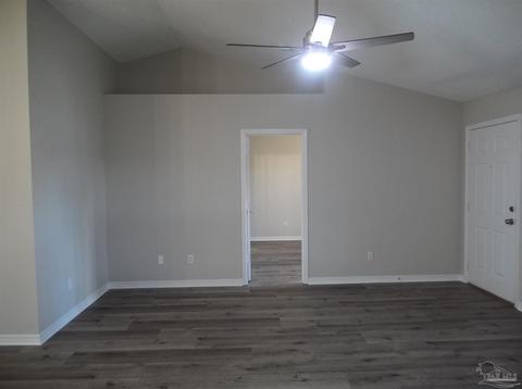 5989 Herlong Dr, Milton, FL 32570 photo 11
