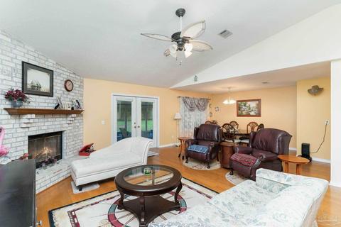 4725 Timberland Dr, Pace, FL 32571 photo 7