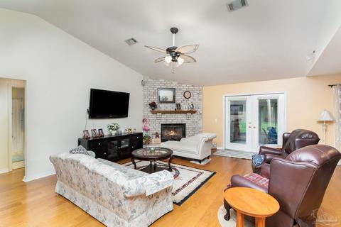 4725 Timberland Dr, Pace, FL 32571 photo 6