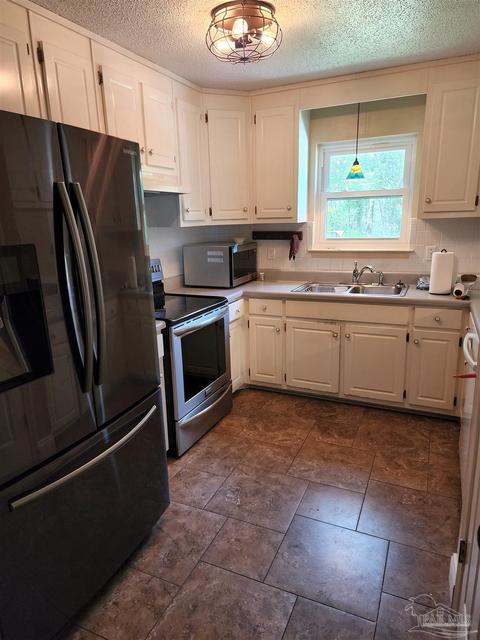 2997 N 34th Ave, Milton, FL 32583 photo 10