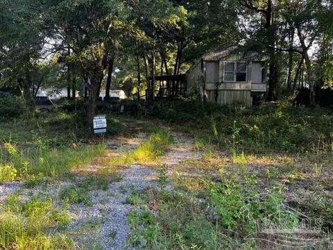 3843 Legend Creek Dr, Pace, FL 32571 photo 3