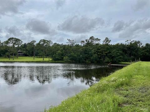 3260 Elcano Ln, Cantonment, FL 32533 photo 2