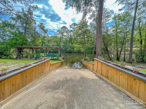 7677 Marshall Rd, Milton, FL 32583 photo 9