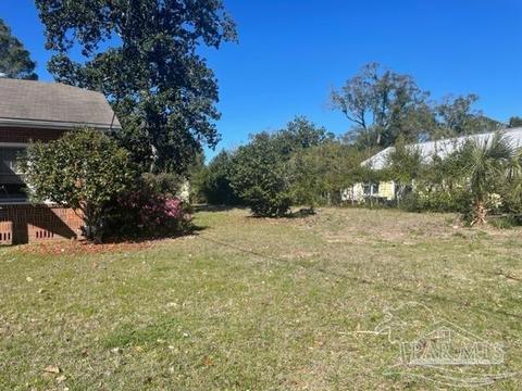 1408 E Maxwell St, Pensacola, FL 32503