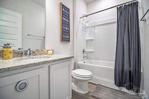 8060 Silver Maple Dr, Milton, FL 32583 photo 9