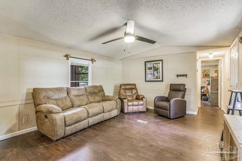 3725 Legend Creek Dr, Pace, FL 32571 photo 9