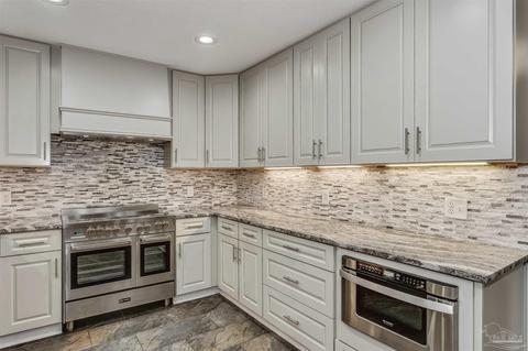 801 W Bogia Rd, Mcdavid, FL 32568 photo 15