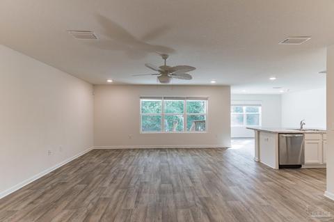 4642 Perception Cir, Milton, FL 32570 photo 6