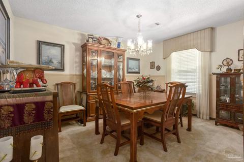6301 Wisteria Dr, Milton, FL 32570 photo 3