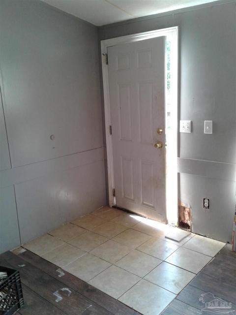 6212 Morgan Rd, Milton, FL 32570 photo 3