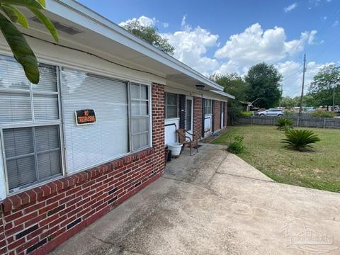 6431 Julia Dr, Milton, FL 32570 photo 2