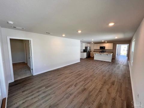 5386 Peach Dr, Pace, FL 32571 photo 3