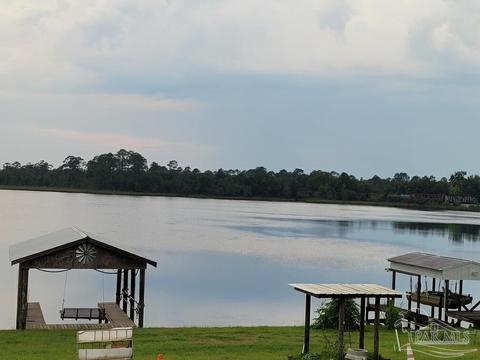 5213 Nimitz Rd, Milton, FL 32583 photo 2