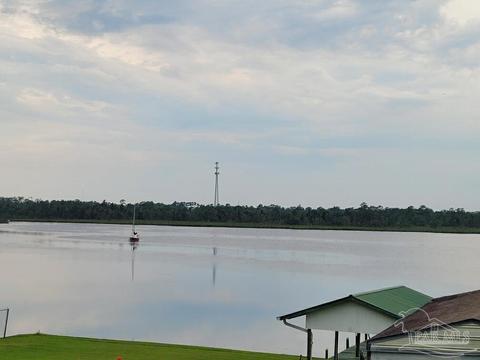 5213 Nimitz Rd, Milton, FL 32583 photo 3